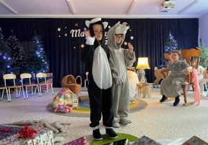 „Gwiazdkowy prezent” – uroczystość bożonarodzeniowa w gr. XII