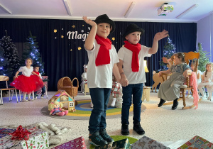 „Gwiazdkowy prezent” – uroczystość bożonarodzeniowa w gr. XII