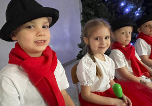 „Gwiazdkowy prezent” – uroczystość bożonarodzeniowa w gr. XII