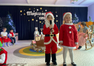 „Gwiazdkowy prezent” – uroczystość bożonarodzeniowa w gr. XII