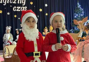 „Gwiazdkowy prezent” – uroczystość bożonarodzeniowa w gr. XII