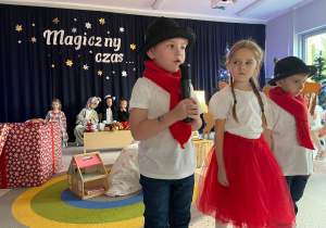 „Gwiazdkowy prezent” – uroczystość bożonarodzeniowa w gr. XII