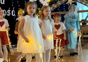 „Cicha noc w Betlejem”- jasełka w gr III