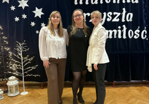 Przedstawienie świąteczne "Elfy wesołe"- grupa VII