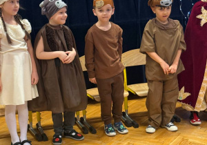 "Maleńka przyszła Miłość..."- Jasełka w gr. VI