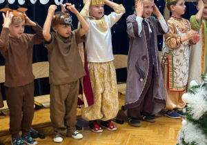 "Maleńka przyszła Miłość..."- Jasełka w gr. VI