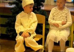 "Maleńka przyszła Miłość..."- Jasełka w gr. VI