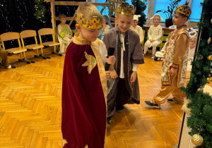 "Maleńka przyszła Miłość..."- Jasełka w gr. VI