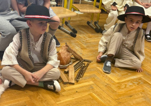 "Maleńka przyszła Miłość..."- Jasełka w gr. VI