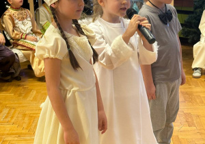 "Maleńka przyszła Miłość..."- Jasełka w gr. VI