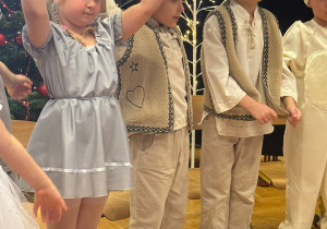 "Maleńka przyszła Miłość..."- Jasełka w gr. VI