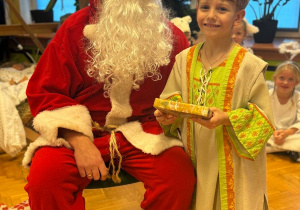 "Maleńka przyszła Miłość..."- Jasełka w gr. VI