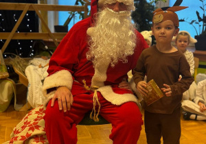 "Maleńka przyszła Miłość..."- Jasełka w gr. VI