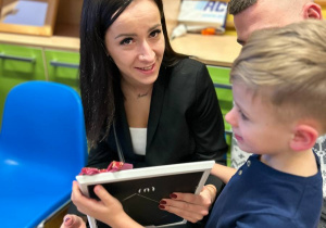 "Maleńka przyszła Miłość..."- Jasełka w gr. VI