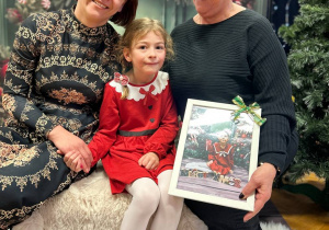 "Maleńka przyszła Miłość..."- Jasełka w gr. VI