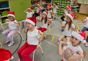 „Bądź wysportowany jak Święty Mikołaj” – aktywnie i na sportowo w gr. IV