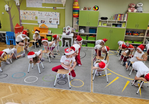 „Bądź wysportowany jak Święty Mikołaj” – aktywnie i na sportowo w gr. IV