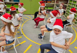 „Bądź wysportowany jak Święty Mikołaj” – aktywnie i na sportowo w gr. IV