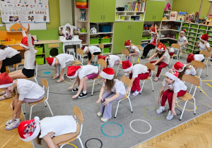 „Bądź wysportowany jak Święty Mikołaj” – aktywnie i na sportowo w gr. IV