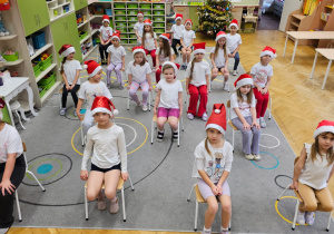 „Bądź wysportowany jak Święty Mikołaj” – aktywnie i na sportowo w gr. IV