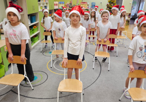 „Bądź wysportowany jak Święty Mikołaj” – aktywnie i na sportowo w gr. IV