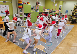 „Bądź wysportowany jak Święty Mikołaj” – aktywnie i na sportowo w gr. IV