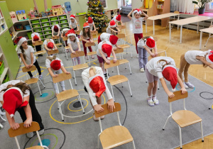 „Bądź wysportowany jak Święty Mikołaj” – aktywnie i na sportowo w gr. IV