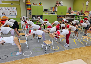 „Bądź wysportowany jak Święty Mikołaj” – aktywnie i na sportowo w gr. IV