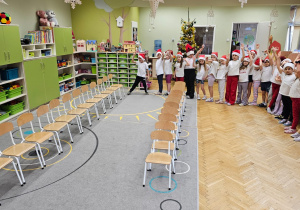 „Bądź wysportowany jak Święty Mikołaj” – aktywnie i na sportowo w gr. IV