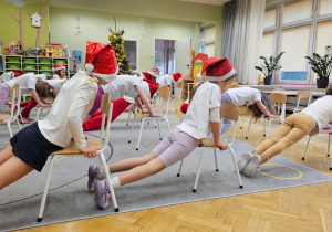 „Bądź wysportowany jak Święty Mikołaj” – aktywnie i na sportowo w gr. IV