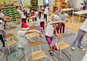 „Bądź wysportowany jak Święty Mikołaj” – aktywnie i na sportowo w gr. IV