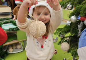 „W oczekiwaniu na Święta Bożego Narodzenia” – świąteczny czas u maluszków grupy I
