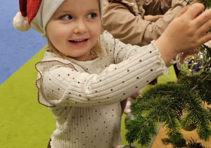 „W oczekiwaniu na Święta Bożego Narodzenia” – świąteczny czas u maluszków grupy I