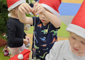 „W oczekiwaniu na Święta Bożego Narodzenia” – świąteczny czas u maluszków grupy I