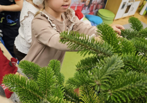 „W oczekiwaniu na Święta Bożego Narodzenia” – świąteczny czas u maluszków grupy I