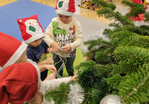 „W oczekiwaniu na Święta Bożego Narodzenia” – świąteczny czas u maluszków grupy I