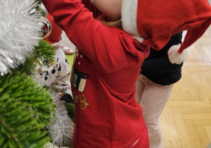 „W oczekiwaniu na Święta Bożego Narodzenia” – świąteczny czas u maluszków grupy I