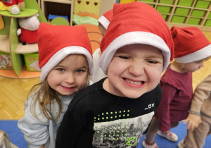 „W oczekiwaniu na Święta Bożego Narodzenia” – świąteczny czas u maluszków grupy I