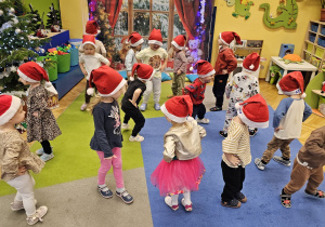 „W oczekiwaniu na Święta Bożego Narodzenia” – świąteczny czas u maluszków grupy I