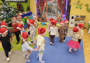 „W oczekiwaniu na Święta Bożego Narodzenia” – świąteczny czas u maluszków grupy I