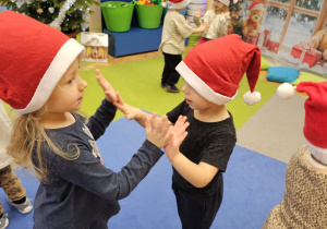 „W oczekiwaniu na Święta Bożego Narodzenia” – świąteczny czas u maluszków grupy I