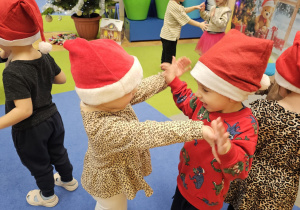 „W oczekiwaniu na Święta Bożego Narodzenia” – świąteczny czas u maluszków grupy I