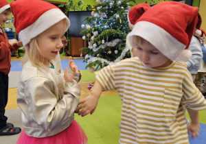 „W oczekiwaniu na Święta Bożego Narodzenia” – świąteczny czas u maluszków grupy I