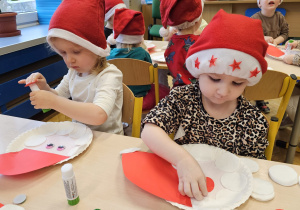 „W oczekiwaniu na Święta Bożego Narodzenia” – świąteczny czas u maluszków grupy I