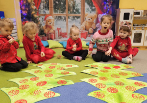 „W oczekiwaniu na Święta Bożego Narodzenia” – świąteczny czas u maluszków grupy I