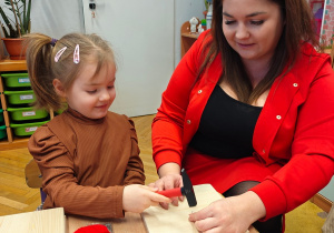 "Serduszko dla Babć i Dziadków"- warsztaty z rodzicami w grupie II