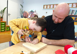 "Serduszko dla Babć i Dziadków"- warsztaty z rodzicami w grupie II