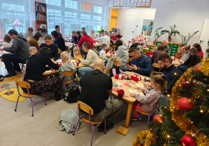 "Serduszko dla Babć i Dziadków"- warsztaty z rodzicami w grupie II