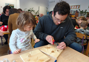 "Serduszko dla Babć i Dziadków"- warsztaty z rodzicami w grupie II