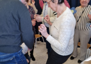 „Dla Dziadka i Babci prześlę dziś buziaczki, słodkie czekoladki…” - grupa X